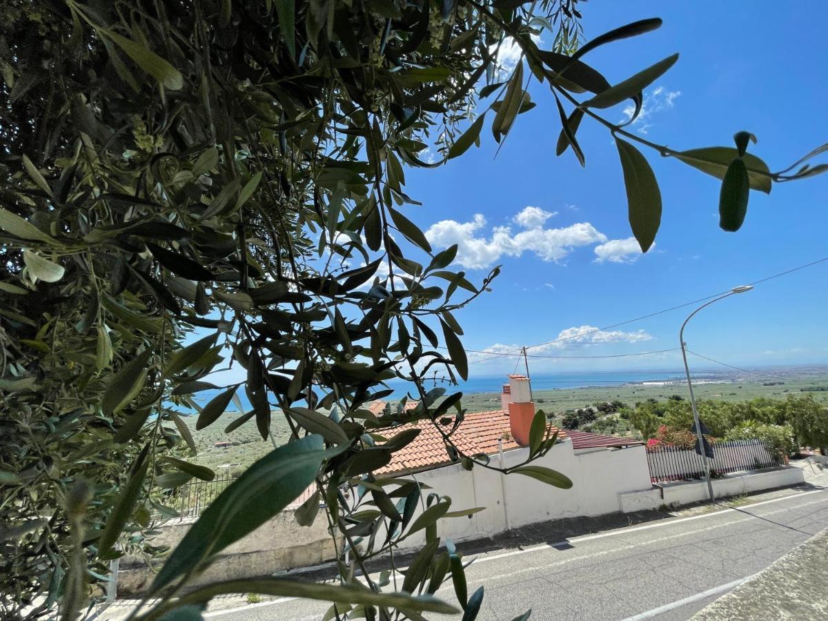 Villetta - Qui Dove Il Mare Luccica - Affitti Brevi Italia Monte SantʼAngelo Exterior foto